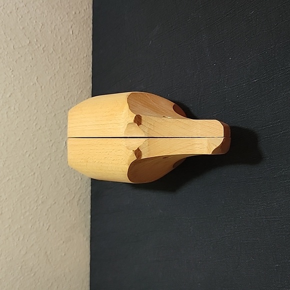 Rare Karl Zahn Areaware Hinged Rhyno Wood Art Trinket Box. - Picture 3 of 7